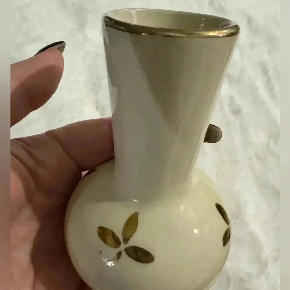 Vintage MCM Ceramic Cream & Gold Floral Handpainted Small Vase 70’s 80’s Fun